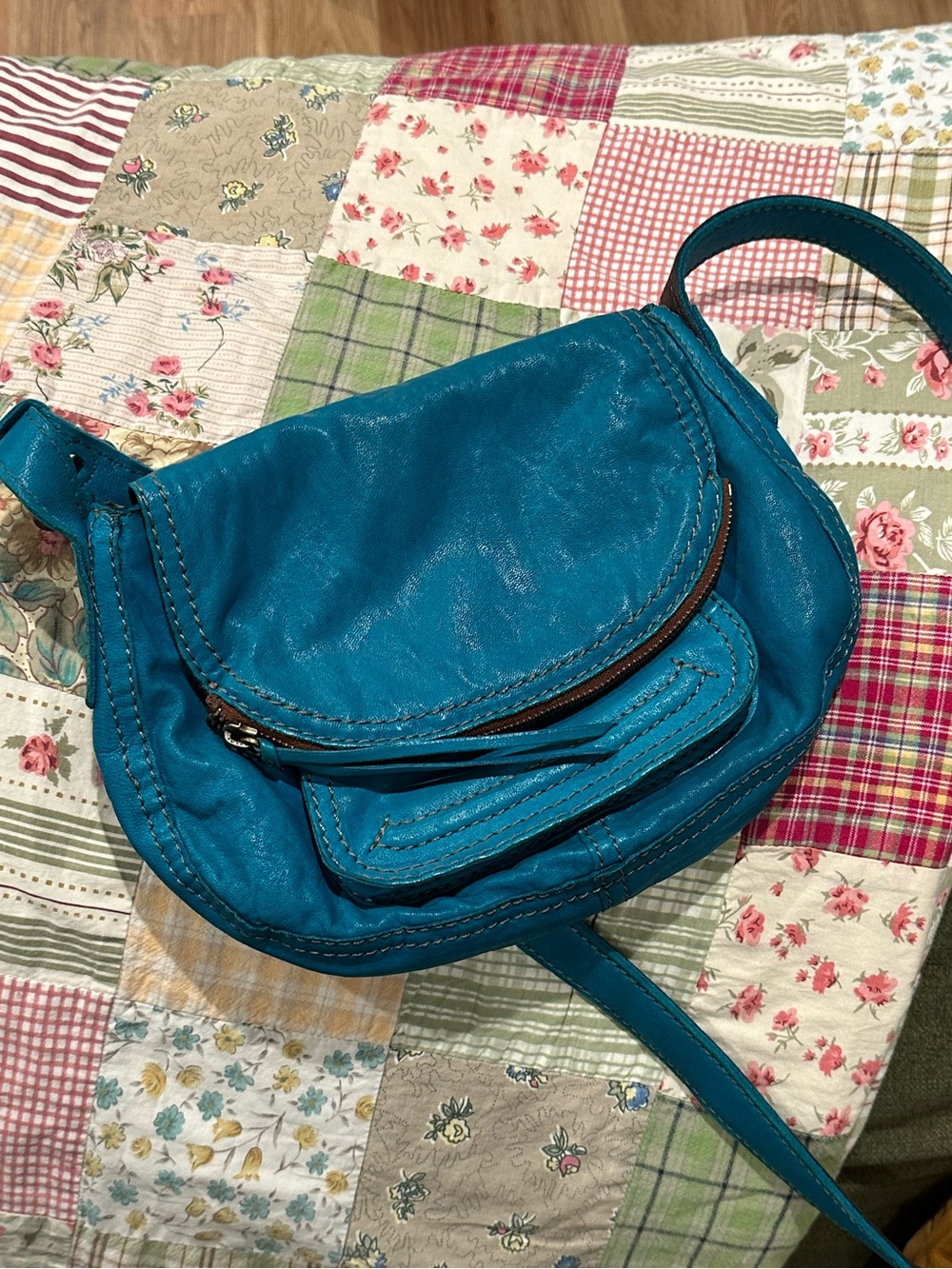 Lucky Brand Stash Crossbody Bag in Turquoise